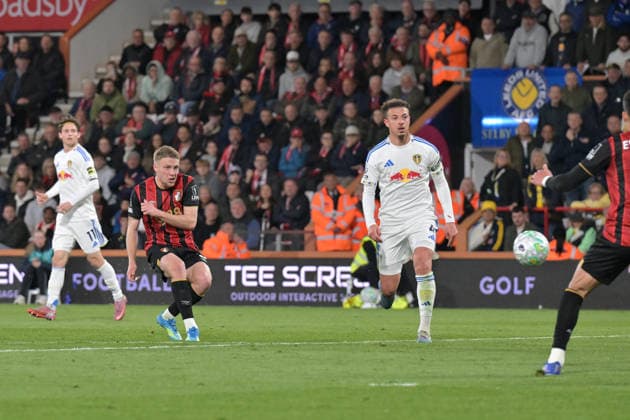 Bournemouth v Leeds United, Premier League Adrien Truffert (3) of AFC Bournemouth shoots at goal during the Premier League match between Bournemouth and Leeds United at the Vitality Stadium, Bournemouth, UK on 22 April 2026. Bournemouth Vitality Stadium Dorset UK Editorial use only DataCo restrictions apply See www.football-dataco.com , Copyright: xGrahamxHuntx PSI-24147-0053