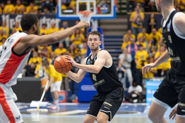 Spencer Reaves MBC, 31 , Syntainics MBC vs Manchester Basketball, European North Basketball League, Final Four, Semi-Final 2025 26, Germany England, 22 04 2026 Weissenfels Stadthalle Sachsen Anhalt Germany