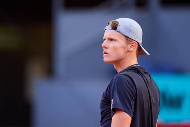 Mutua Madrid Open - Day Three Jesper De Jong of Netherlands looks on against Rafael Jodar of Spain during the MenÕs Singles match on day three of the Mutua Madrid Open at Caja Magica on April 22, 2026, in Madrid, Spain. Madrid Caja Magica Madrid Spain RL_MMO2K26_000606 Copyright: xRicardoxLarreinax
