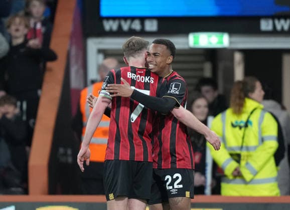Bournemouth v Leeds United, Premier League, Football, Vitality Stadium, Bournemouth, UK - 22 Apr 2026 GOAL 1-0. Eli Junior Kroupi of Bournemouth celebrates with David Brooks of Bournemouth after scoring the opening goal. Bournemouth Vitality Stadium Bournemouth UK, UK NEWSPAPERS OUT Copyright: xSeanxRyanx
