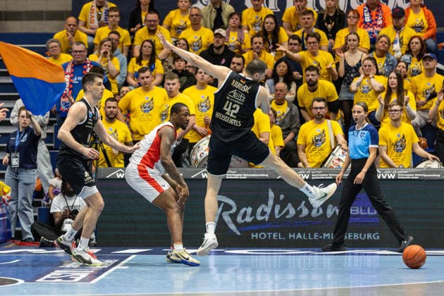 GER, ENBL VIMODROM Final 4, Semi-Final 2, SYNTAINICS MBC Manchester Basketball 22 04 2026, Stadthalle, Weißenfels, GER, ENBL VIMODROM Final 4, Semi-Final 2, SYNTAINICS MBC Manchester Basketball Nemanja Djurisic Syntainics MBC, 42 misses the ball Â Photo Alexander Trienitz Weißenfels Stadthalle Sachsen Anhalt Germany
