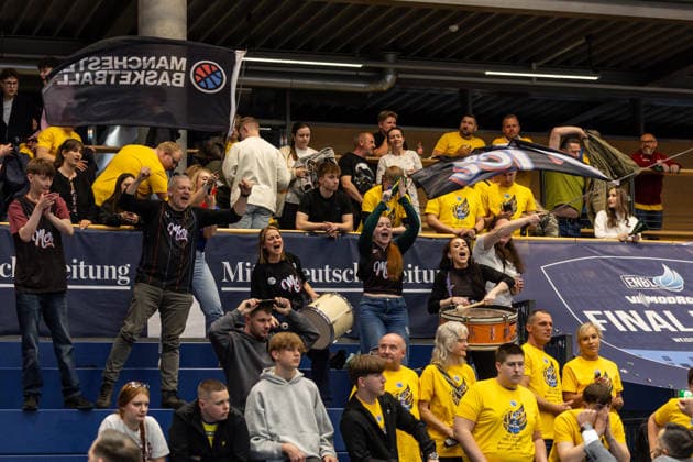 GER, ENBL VIMODROM Final 4, Semi-Final 2, SYNTAINICS MBC Manchester Basketball 22 04 2026, Stadthalle, Weißenfels, GER, ENBL VIMODROM Final 4, Semi-Final 2, SYNTAINICS MBC Manchester Basketball Fans of Manchester Basketball are happy about the victory Â Photo Alexander Trienitz Weißenfels Stadthalle Sachsen Anhalt Germany