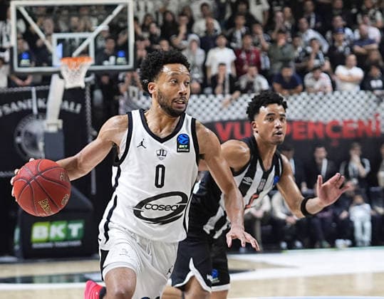 Besiktas GAIN v Cosea JL Bourg - BKT EuroCup Final ISTANBUL, TURKIYE - APRIL 22: Devon Dotson of Besiktas in action against Darius McGhee (0) of Cosea JL Bourg during the BKT EuroCup Final Game 1 match between Besiktas GAIN and Cosea JL Bourg at Besiktas GAIN Complex on April 22, 2026 in Istanbul, Turkiye. Esra Bilgin Anadolu Istanbul Turkey. Editorial use only. Please get in touch for any other usage.  Copyright: x2026xAnadoluxEsraxBilginx