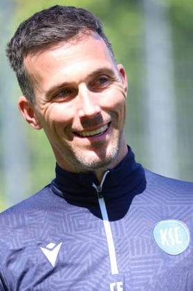 23 04 2026, xrekx, Soccer 2 Bundesliga, Karlsruher SC Training v l Christian Eichner Trainer Karlsruher SC DFL DFB REGULATIONS PROHIBIT ANY USE OF PHOTOGRAPHS as IMAGE SEQUENCES and or QUASI VIDEO Karlsruhe
