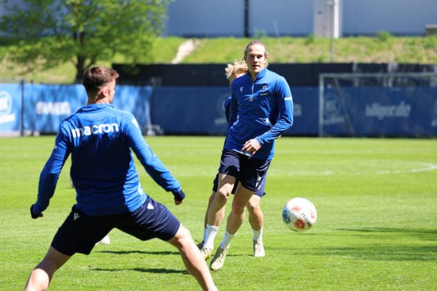 23 04 2026, xrekx, Soccer 2 Bundesliga, Karlsruher SC Training v l David Herold Karlsruher SC DFL DFB REGULATIONS PROHIBIT ANY USE OF PHOTOGRAPHS as IMAGE SEQUENCES and or QUASI VIDEO Karlsruhe