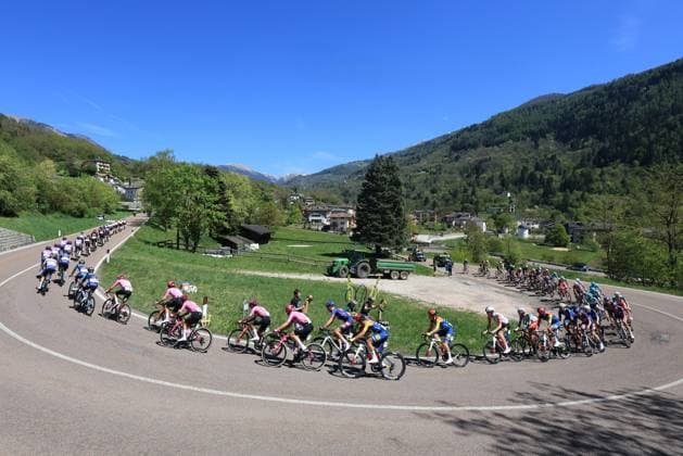 TOUR DES ALPES 2026 - UCI Cycling Race Tour of the Alps Pierre Teyssot MAXPPP ; TOUR DES ALPES 2026 - UCI Cycling Race Tour of the Alps. Canezza, Italy on April 23, 2026. Stage 4, Arco - Trento (167,8 Km) The peloton in Valle de Mocheni Pierre Teyssot Maxppp Arco Trentino South Tyrol Italy  Copyright: xMAXPPPxPierrexTeyssotx TEY63330 TEY63330