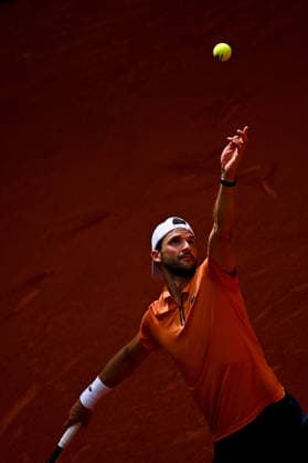 Mutua Madrid Tennis Open - Grigor Dimitrov Grigor Dimitrov (BUL) during his first round match at the Mutua Madrid Open in Madrid , Spain, on April, 23, 2026. Photo by Corinne Dubreuil ABACAPRESS.COM Madrid Spain  Copyright: xDubreuilxCorinne ABACAx