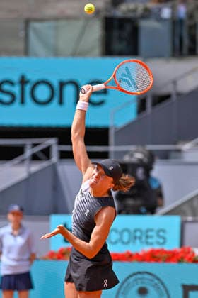 April 23, 2026, Madrid, Madrid, Spain: IGA SWIATEK of poland - ASICS during the Mutua Madrid Open 2026, ATP, Tennis Herren Masters 1000 and WTA, Tennis Damen 1000 tennis tournament, celebrated at Caja Magica on April 22, 2026 in Madrid, Spain. Madrid Spain - ZUMAc312 20260423_zsp_c312_182 Copyright: xOscarxManuelxSanchezx