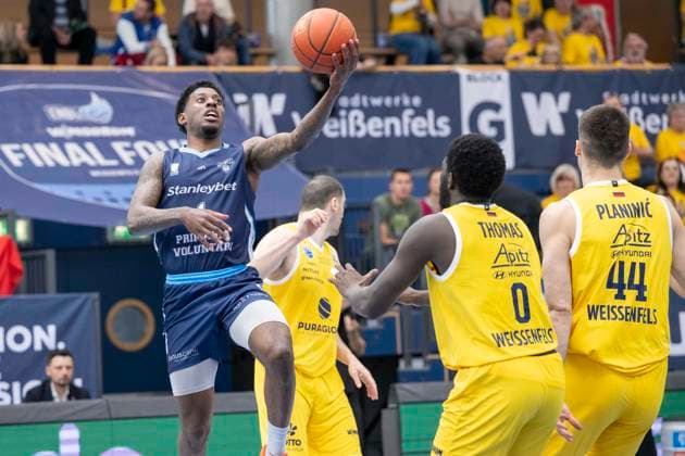 ENBL Final Four 2025 2026 Syntainics MBC vs CSO Voluntari Match for 3rd place Weissenfels, Germany April 23, 2026 In the picture from left Sacar Kofi Assante Anim Voluntari , Khyri Thomas Weissenfels and Jure Planinic Weissenfels Weissenfels Stadthalle Weissenfels Sachsen Anhalt Germany