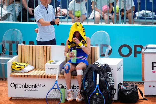 April 23, 2026, Madrid, Madrid, Spain: Laura Siegemund of Germany reacts against Jasmine Paolini of Italy during the Mutua Madrid Open 2026, ATP, Tennis Herren Masters 1000 and WTA, Tennis Damen 1000, at La Caja Magica on April 23, 2026 in Madrid, Spain. Madrid Spain - ZUMAa181 20260423_zaa_a181_233 Copyright: xDennisxAgyemanx