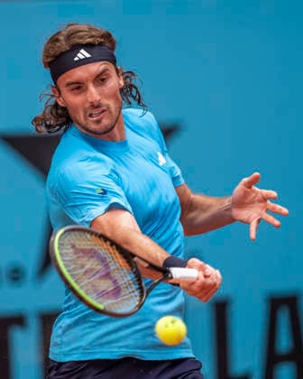 Mutua Madrid Open - Day Four MADRID, SPAIN - APRIL 23: Stefanos Tsitsipas of Greece in action against Patrick Kypson of the United States during the MenÕs Singles Second Round match during the Mutua Madrid Open 2026 tournament celebrated at La Caja Magica on April 22, 2026 in Madrid, Spain. Madrid La Caja Magica Madrid Spain Copyright: xAlbertoxGardinx AGardin_20260423_Tennis_Madrid_Day4_0286