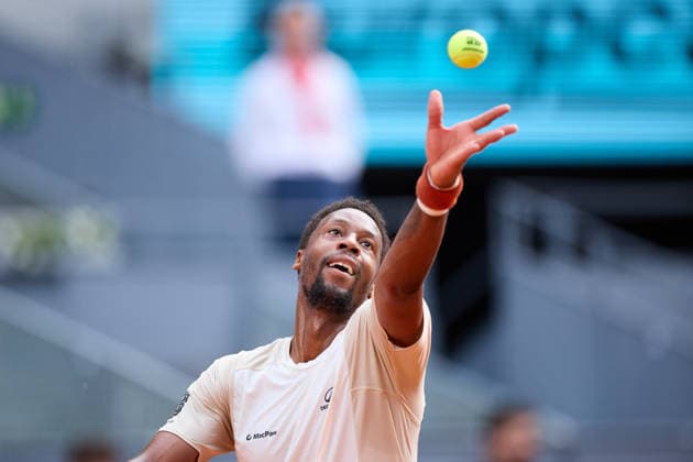 Mutua Madrid Open - Day Four Gael Monfils of France serves against Camilo Ugo Carabelli of Argentina during the Men™s Singles match on day four of the Mutua Madrid Open at Caja Magica on April 23, 2026, in Madrid, Spain. Madrid Caja Magica Madrid Spain RL_MMO2K26_000850 Copyright: xRicardoxLarreinax