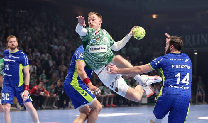 Stepan Zeman, Mathias Gidsel scores a goal, Teitur Örn Einarsson duel Game scene Action Sport Handball HBL Bundesliga Men 29 Matchday Season 2025 2026 23 04 2026 Füchse Berlin vs VfL Gummersbach