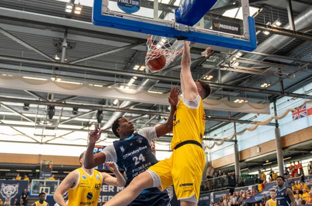 Kresimir Nikic Syntainics MBC, 09 sinks the ball in the basket GER, Syntainics MBC vs CSO Voluntari, Basketball, European North Basketball League, Match for 3rd place, Season 2025 2026, 23 04 2026 GER, Syntainics MBC vs CSO Voluntari, Basketball, European North Basketball League, Match for 3rd place, Season 2025 2026, 23 04 2026 Weissenfels Copyright: xEibner-Pressefoto PiaxSchindlerx EP_PSR