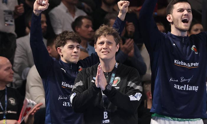 Coach Nicolej Krickau feverish with upper body action Sport Handball HBL Bundesliga Men 29 Matchday Season 2025 2026 23 04 2026 Füchse Berlin vs VfL Gummersbach