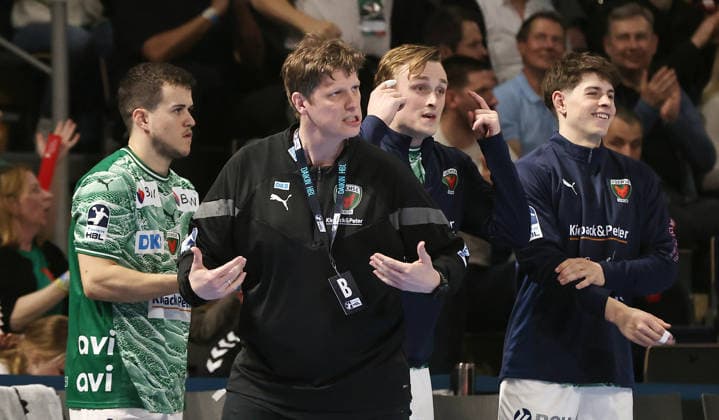 Coach Nicolej Krickau cheers on Upper body action Sport Handball HBL Bundesliga Men 29 Matchday Season 2025 2026 23 04 2026 Füchse Berlin vs VfL Gummersbach