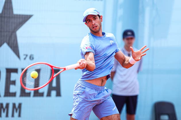 Mutua Madrid Open 2026 - Day 4 Nuno Borges of Portugal competes against Mariano Navone of Argentina during their Men s Singles match on Day Four of the Mutua Madrid Open at La Caja Magica in Madrid, Spain, on April 23, 2026. Madrid Madrid Spain  Copyright: xMiguelxReisx originalFilename:reis-notitle260423_npjLq.jpg