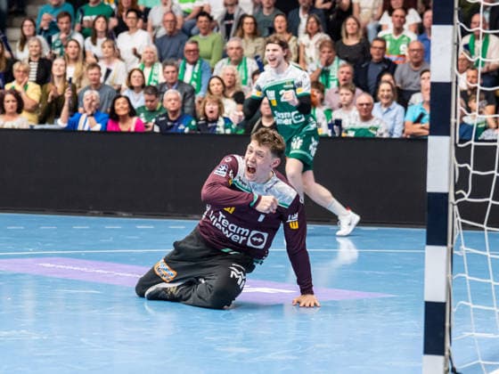 Julian Buchele Frisch Auf Goeppingen, 01 cheers loudly after a save, Frisch Auf Goeppingen vs Rhein Neckar Loewen, Handball, 1 Bundesliga, Men, Season 2025 2026, 23 04 2026, Frisch Auf Goeppingen vs Rhein Neckar Loewen, Handball, 1 Bundesliga, Men, Season 2025 2026, 23 04 2026 Goeppingen Copyright: xEibner-Pressefoto MichaelxSchmidx EP_MST