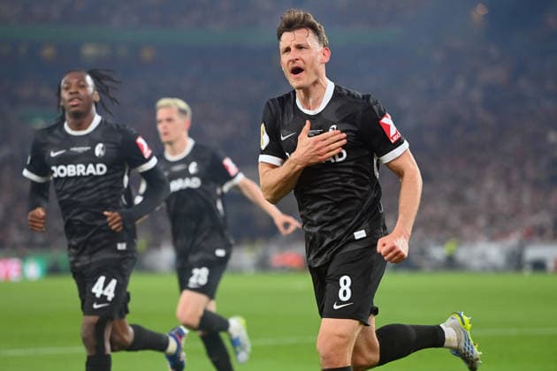 Torjubel Maximilian EGGESTEIN (SC Freiburg) Jubel,Freude,Begeisterung,, Aktio n. Fussball DFB Pokal Halbfinale VfB Stuttgart - VfB Stuttgart am 23.04.2026 MHP ARENA Saison 2025 2026, *** Goal celebration Maximilian EGGESTEIN SC Freiburg jubilation,joy,enthusiasm,,, Actio n Football DFB Cup semi-final VfB Stuttgart VfB Stuttgart on 23 04 2026 MHP ARENA Season 2025 2026,