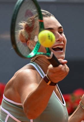 (260424) -- MADRID, April 24, 2026 -- Aryna Sabalenka hits a return during the women s singles round of 64 match between Aryna Sabalenka of Belarus and Peyton Stearns of the United States at the 2026 Madrid Open tennis tournament in Madrid, Spain, on April 23, 2026. ) (SP)SPAIN-MADRID-TENNIS-MADRID OPEN-WOMEN S SINGLES ChengxMin 