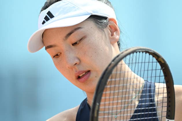 (260423) -- MADRID, April 23, 2026 -- Wang Xinyu reacts during the women s singles round of 64 match between Wang Xinyu of China and Laura Samson of the Czech Republic at the 2026 ATP, Tennis Herren Tour Madrid Open tennis tournament in Madrid, Spain, on April 23, 2026. ) (SP)SPAIN-MADRID-TENNIS-MADRID OPEN-WOMEN S SINGLES ChengxMin 