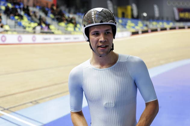 UCI Track World Cup: Nilai Picture by Alex Whitehead SWpix.com - 24 04 2026 - Cycling - UCI Track World Cup: Nilai - Velodrom Nasional Malaysia, Nilai, Malaysia - Men™s Elimination Race - Final - Ilya Savekin (AIN) Wins the Men™s Elimination Nilai Velodrom Nasional Malaysia Malaysia Copyright: x xSWpix.comx(t axPhotographyxHubxLtd)xAlexxWhitehead SWpix.comx SWP-3030-13056