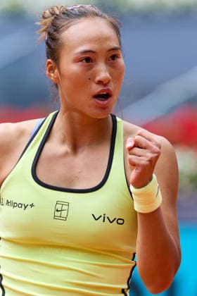 (260424) -- MADRID, April 24, 2026 -- Zheng Qinwen celebrates scoring during the women s singles round of 64 match between Zheng Qinwen of China and Sofia Kenin of the United States at the 2026 Madrid Open tennis tournament in Madrid, Spain, on April 24, 2026. ) (SP)SPAIN-MADRID-TENNIS-MADRID OPEN-WOMEN S SINGLES MengxDingbo 
