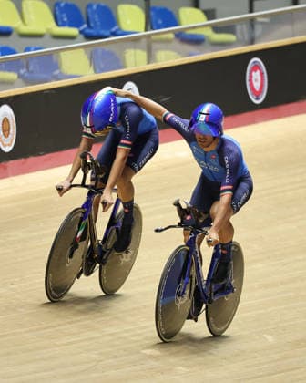 UCI Track World Cup: Nilai Picture by Alex Whitehead SWpix.com - 24 04 2026 - Cycling - UCI Track World Cup: Nilai - Velodrom Nasional Malaysia, Nilai, Malaysia - Men™s Team Pursuit - For Bronze - Davide Boscaro (Italy), Renato Favero (Italy), Etienne Grimod (Italy), Francesco Lamon (Italy) Win Bronze Nilai Velodrom Nasional Malaysia Malaysia Copyright: x xSWpix.comx(t axPhotographyxHubxLtd)xAlexxWhitehead SWpix.comx SWP-3030-13077