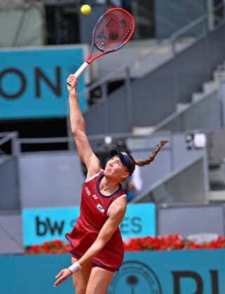 April 24, 2026, Madrid, Madrid, Spain: ELENA RYBAKINA of Kazakhstan †YONEX during the Mutua Madrid Open 2026, ATP, Tennis Herren Masters 1000 and WTA, Tennis Damen 1000 tennis tournament, celebrated at Caja Magica on April 24, 2026 in Madrid, Spain. Mutua Madrid Open 2026 - Day 5 (04.24.26) - ZUMAc312 20260424_zsp_c312_336 Copyright: xOscarxManuelxSanchezx