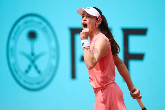 Mutua Madrid Open - Day Five Zeynep Sonmez of Turkey reacts against Cristina Bucsa of Spain during the GirlÕs Singles match on day five of the Mutua Madrid Open at Caja Magica on April 24, 2026, in Madrid, Spain. Madrid Caja Magica Madrid Spain RL_MMO2K26_000988 Copyright: xRicardoxLarreinax