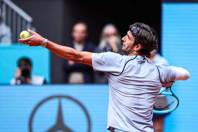 Mutua Madrid Open 2026 - Day 5 Lorenzo Musetti of Italy competes against Hubert Hurkacz of Poland during their Men s Singles match on Day Five of the Mutua Madrid Open at La Caja Magica on April 24, 2026, in Madrid, Spain. Madrid Madrid Spain  Copyright: xMiguelxReisx originalFilename:reis-notitle260424_npi8z.jpg