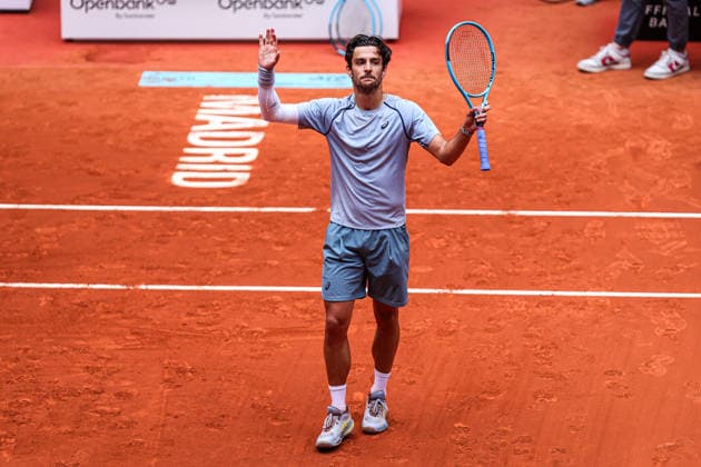 Mutua Madrid Open 2026 - Day 5 Lorenzo Musetti of Italy competes against Hubert Hurkacz of Poland during their Men s Singles match on Day Five of the Mutua Madrid Open at La Caja Magica on April 24, 2026, in Madrid, Spain. Madrid Madrid Spain  Copyright: xMiguelxReisx originalFilename:reis-notitle260424_npRkv.jpg