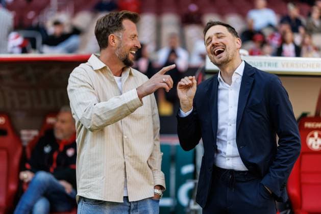 Lars Kornetka Coach Eintracht Braunschweig and Marcel Klos Sports Director 1 FC Kaiserslautern , 1 FC Kaiserslautern vs Eintracht Braunschweig, Football, 2 Bundesliga, Matchday 31, Season 2025 2026, 24 04 2026 1 FC Kaiserslautern vs Eintracht Braunschweig, Football, 2 Bundesliga, Matchday 31, Season 2025 2026, 24 04 2026 Copyright: xEibner-Pressefoto AlexanderxNeisx EP_ANS