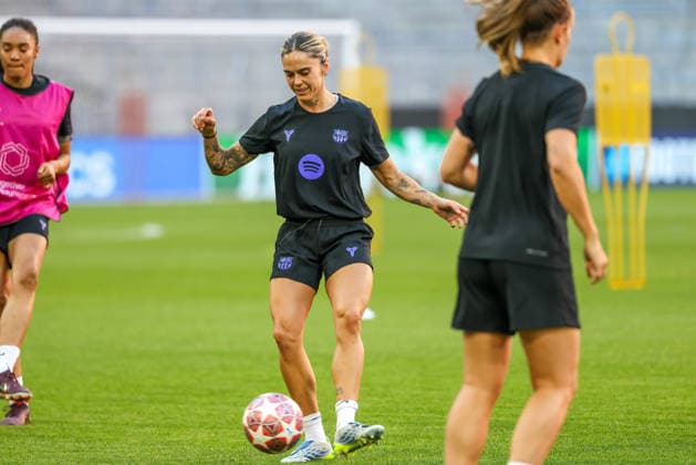 Maria Leon FC Barcelona, 04 with ball, GER, Official final training, FC Barcelona, Football, UEFA Womens Champions League, Semi-final, First leg, 2025 2026 season, 24 04 2026, GER, Official final training, FC Barcelona, Football, UEFA Womens Champions League, Semi-final, First leg, 2025 2026 season, 24 04 2026 Munich Copyright: xEibner-Pressefoto JennixMaulx EP_JML
