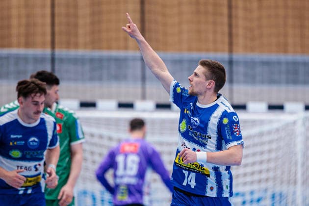 Peter Walz ThSV Eisenach, 14 in goal celebration GER, GWD Minden vs ThSV Eisenach, Handball, 1 Bundesliga, Matchday 29, Season 2025 2026, 24 04 2026 GER, GWD Minden vs ThSV Eisenach, Handball, 1 Bundesliga, Matchday 29, Season 2025 2026, 24 04 2026 Minden Copyright: xEibner-Pressefoto JanxRollingerx EP_JSK
