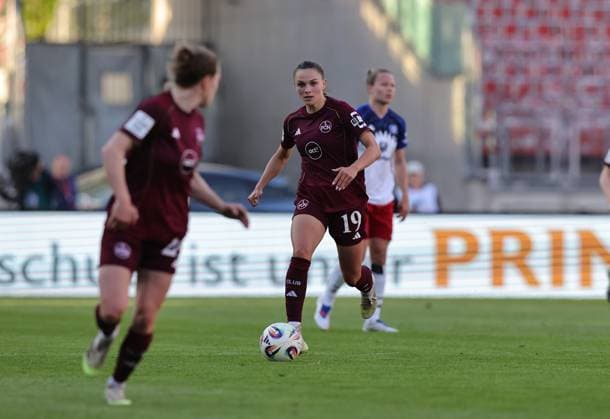 24 04 2026 Soccer Season 2025 2026 1 Women Soccer Bundesliga 23 Matchday 1 FC Nürnberg FCN Club Hamburger SV HSV Sportfoto Zink DaMa xdaxmax Sanja Homann 19, 1 FC Nürnberg FCN in attack