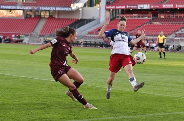 24 04 2026 Soccer Season 2025 2026 1 Women Soccer Bundesliga 23 Matchday 1 FC Nürnberg FCN Club Hamburger SV HSV Sportfoto Zink DaMa xdaxmax Sanja Homann 19, 1 FC Nürnberg FCN Michela Croatto 13, Hamburger SV