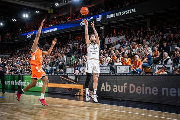 1 Basketball Bundesliga, easyCredit BBL, Season 2025 2026, Men, Main Round, 31 Matchday, 24 04 2026, RASTA Vechta Löwen Braunschweig Ferdinand Zylka 6 Basketball Löwen Braunschweig at Jumpshot Vechta RASTA Dome Lower Saxony Germany