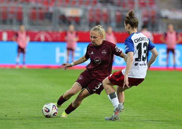 24 04 2026 Soccer Season 2025 2026 1 Women Soccer Bundesliga 23 Matchday 1 FC Nürnberg FCN Club Hamburger SV HSV Sportfoto Zink DaMa xdaxmax Fany Proniez 3, 1 FC Nürnberg FCN Michela Croatto 13, Hamburger SV