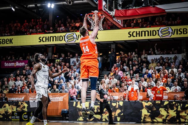 1 Basketball Bundesliga, easyCredit BBL, Season 2025 2026, Men, Main Round, 31 Matchday, 24 04 2026, RASTA Vechta Löwen Braunschweig Philipp Herkenhoff 14 RASTA Vechta at the Dunk Vechta RASTA Dome Lower Saxony Germany
