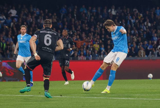 Serie A football match - 2025 26 Napoli vs. Cremonese Goal there Scott McTominay of SSC Napoli During the football match on April 24, 2026, valid for the Italian Serie A - 2025 26 championship in Naples at the Diego Armando Maradona Stadium between SSC Napoli and US Cremonese Pictured: NAPOLI stadio Diego Armando Maradona CAMPANIA ITALIA Copyright: xFABIOxSASSOxFabioxSassox Napoli Cremonese2026_04_24Fabio Sasso7784