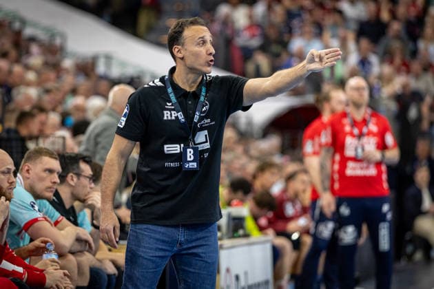 DAIKIN HBL SG Flensburg Handewitt vs MT Melsungen 24 04 26 Roberto Garcia Parrondo Coach, MT Melsungen DAIKIN HBL SG Flensburg Handewitt vs MT Melsungen, GP JOULE Arena on 24 04 26 Copyright: xBEAUTIFULxSPORTS MarioxM.xKobergx