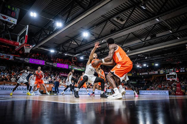 1 Basketball Bundesliga, easyCredit BBL, Season 2025 2026, Men, Main Round, 31 Matchday, 24 04 2026, RASTA Vechta Löwen Braunschweig Kaza Kajami Keane 24 Basketball Löwen Braunschweig in action Vechta RASTA Dome Lower Saxony Germany