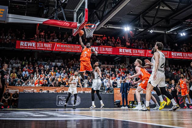 1 Basketball Bundesliga, easyCredit BBL, Season 2025 2026, Men, Main Round, 31 Matchday, 24 04 2026, RASTA Vechta Löwen Braunschweig TJ Bamba 5 RASTA Vechta at the Dunk Vechta RASTA Dome Lower Saxony Germany