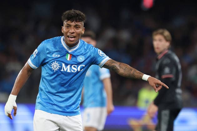 Alisson de Almeida Santos of SSC Napoli gestures during the Serie A 2025 2026 football match between SSC Napoli and US Cremonese at Diego Armando Maradona stadium in Naples (Italy), April 24th, 2026. CesarexPurini