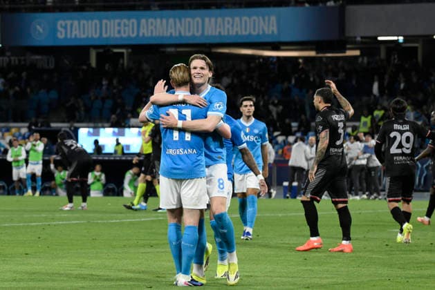 April 24, 2026, Napoli: Napoli s midfielder Kevin De Bruyne celebrates after scoring the goal during the Italian Serie A soccer match SSC Napoli vs US Cremonese at Diego Armando Maradona Stadium in Naples, Italy, 24 april 2026. ANSA CIRO FUSCO. Serie A - Napoli Vs Cremonese  - ZUMAa110 20260424_zaf_a110_007 Copyright: xCiroxFuscox