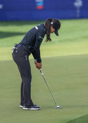 HOUSTON, TX - APRIL 23: Ina Yoon (KOR) putts on 18 green during the first round of The Chevron Championship on April 23, 2026 at Memorial Park Golf Course in Houston, Texas. (Photo by Leslie Plaza Johnson Icon Sportswire) GOLF: APR 23 LPGA, Golf Damen The Chevron Championship EDITORIAL USE ONLY Icon2604231241