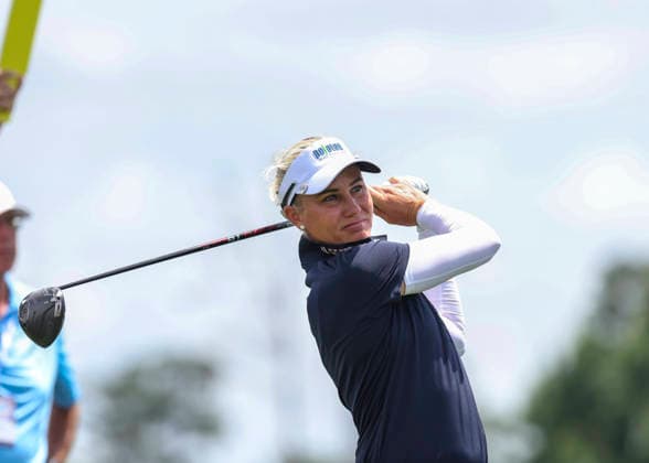 HOUSTON, TX - APRIL 23: Ryann O Toole (USA) watches her tee shot at 1 during the first round of The Chevron Championship on April 23, 2026 at Memorial Park Golf Course in Houston, Texas. (Photo by Leslie Plaza Johnson Icon Sportswire) GOLF: APR 23 LPGA, Golf Damen The Chevron Championship EDITORIAL USE ONLY Icon2604230281
