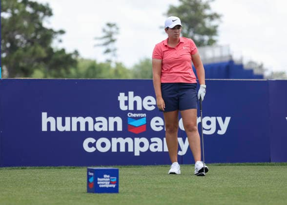 HOUSTON, TX - APRIL 23: Farah Bernadette O™Keefe (a) (USA) studies her tee shot on 10 during the first round of The Chevron Championship on April 23, 2026 at Memorial Park Golf Course in Houston, Texas. (Photo by Leslie Plaza Johnson Icon Sportswire) GOLF: APR 23 LPGA, Golf Damen The Chevron Championship EDITORIAL USE ONLY Icon2604230351