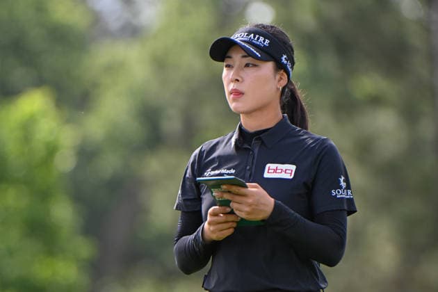 HOUSTON, TX - APRIL 23: Ina Yoon (KOR) looks over her tee shot on 16 during the first round of The Chevron Championship on April 23, 2026, at Memorial Park Golf Course in Houston, Texas. (Photo by Ken Murray Icon Sportswire) GOLF: APR 23 LPGA, Golf Damen The Chevron Championship EDITORIAL USE ONLY Icon2604230191